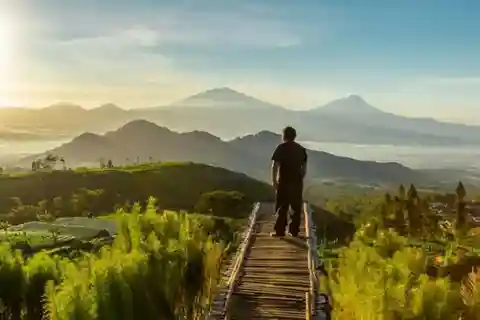 YOGYAKARTA: PLANALTO DE SILANCUR/NEPAL VAN JAVA/BOROBUDUR