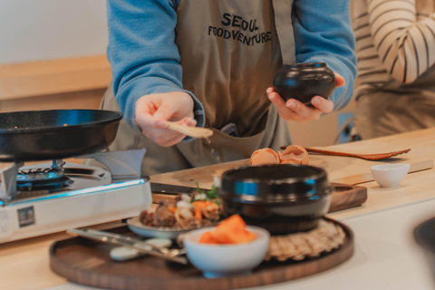 Séoul : cours de cuisine coréenne avec courses dans une épicerie locale