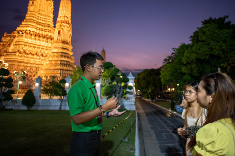 Bangkok: Kvällstur med Wat Arun, Wat Pho &amp; Tuk Tuk-resaDelad gruppresa på engelska