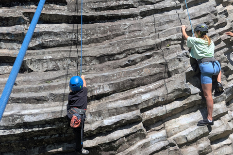 Tour: Rock Climbing in Los Naranjos de Boquete Sightseeing Tour: Rock Climbing in Los Naranjos de Boquete