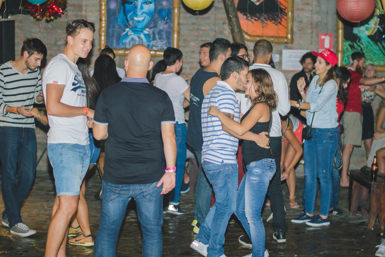 fiesta en la calle y party bus