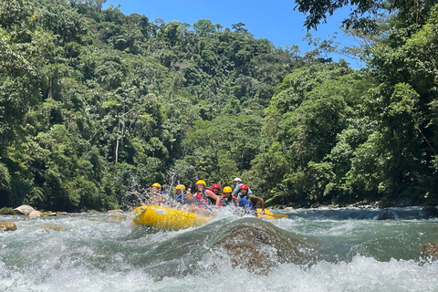 Equador: Rafting em águas brancas de dia inteiro em Jondachi e Hollin