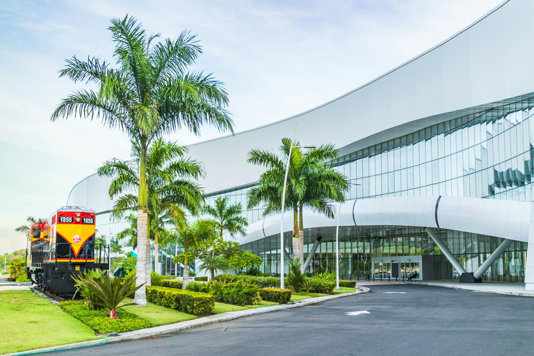 Panama City: tour a piedi in piccolo gruppo della strada rialzata di AmadorPanama City: tour a piedi per piccoli gruppi sulla strada rialzata di Amador