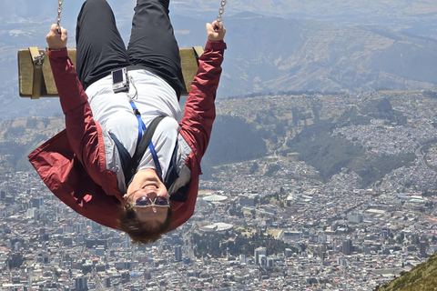 Quito: Privétour Teleferico, oude stad en Intiñan Museum