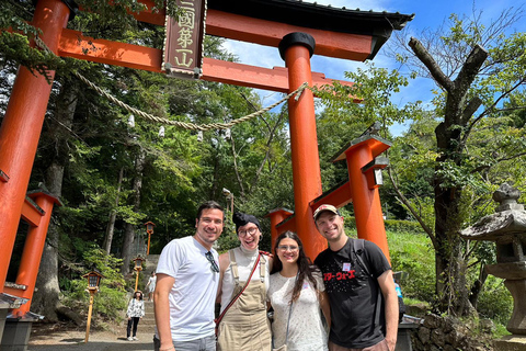 Journée d'excursion autour du mont Fuji et du lac KawaguchiVisite avec prise en charge au monument "LOVE" de Shinjuku