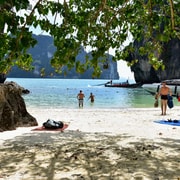 Krabi: Hong & Paradise Island Odyssey by Speedboat Krabi: Hong & Paradise Island Odyssey by Speedboat