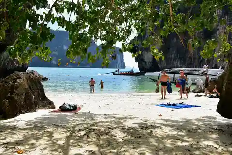 Krabi : Odyssée des îles Hong et Paradis en bateau rapide