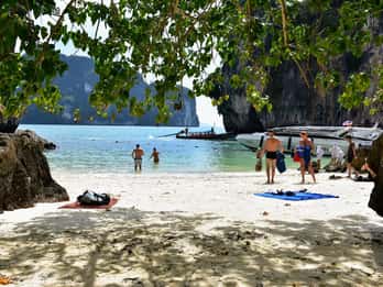 Krabi: Hong & Paradise Island Odyssey by Speedboat