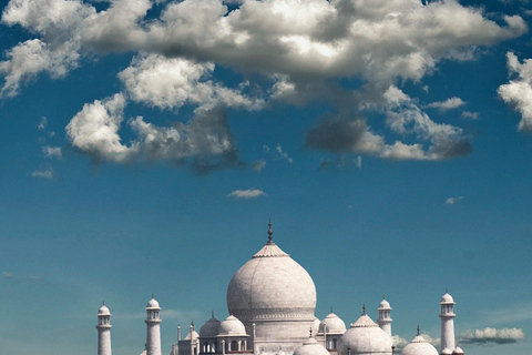 Delhi: Taj Mahal e Forte di Agra Escursione privata di un giorno con trasferimentoDelhi: escursione di un giorno al Taj Mahal e al Forte di Agra con guida e auto.