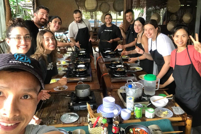 Hoi An: Fishing Village Tour And Cooking Class with Phở Hoi An: Fishing Village Tour with Cooking Class