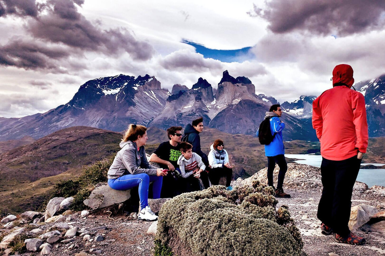 Punta Arenas: Pełny dzień Torres del Paine + Jaskinia Milodon