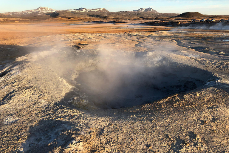 Akureyri: Lake Mývatn Private Day Trip with Pickup
