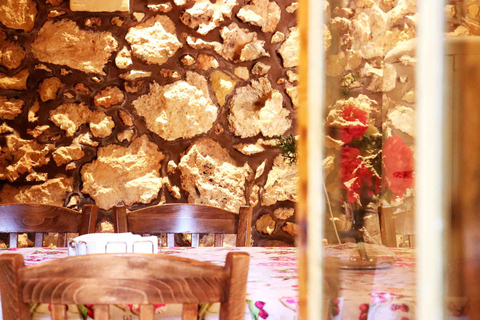 Gozo: Traditional and Local Breakfast in a Historic building