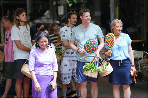 曼谷：白莲花泰式烹饪课+市场探访曼谷：白莲花泰式烹饪课程与市场导览