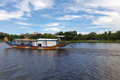 Tour en barco del dragón de Hue: Explora la Pagoda Thien Mu y las Tumbas Reales