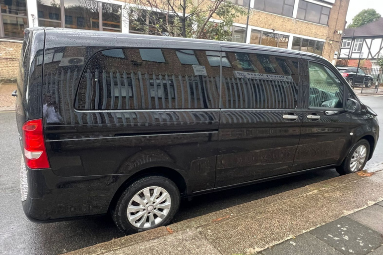 From London: Full-Day Cotswolds and Oxford Small-Group Tour 1-8 Person Group