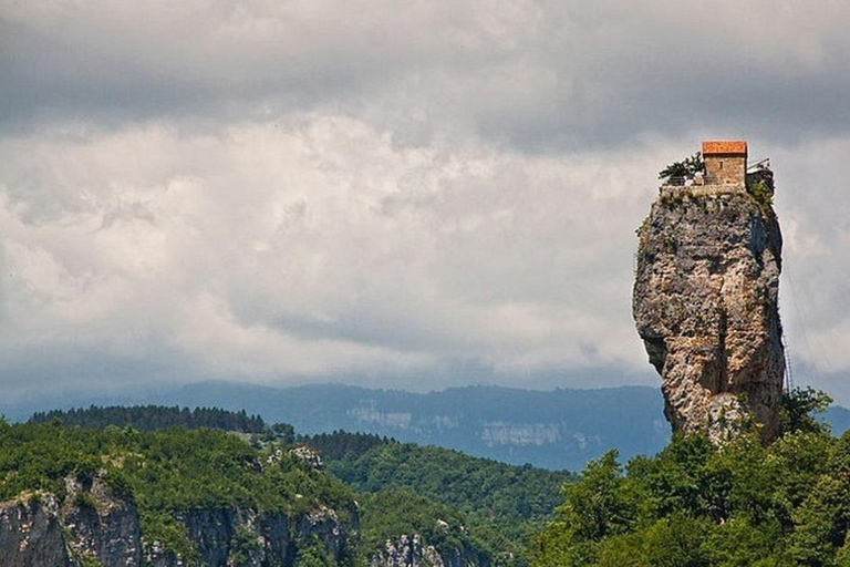 جولة جورجيا لمدة 7 أيام مع النبيذ والجبال والوديان والوجبات