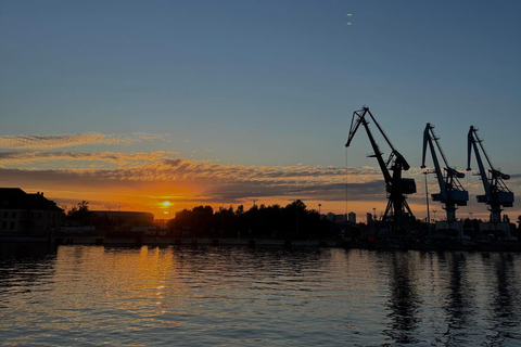 Gdansk: Guided Round-Trip Cruise to Westerplatte