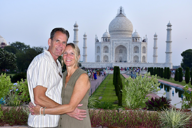 8 Day Golden Triangle with Varanasi & Tiger Safari By Flight Tour with 4-Star Hotel Accommodation