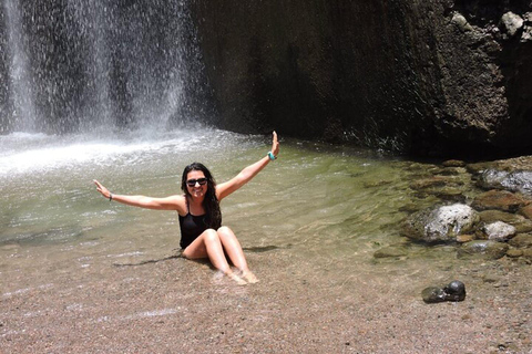 Trekking, chutes d'eau et bains thermaux