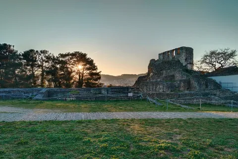Ioannina, tour the citadel.
