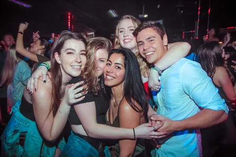Fuerteventura: Corralejo Pub Crawl and Tapas Tour