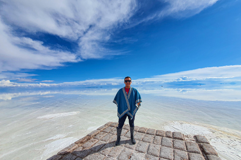Multi-Day Uyuni Salt Flats Adventure Round-Trip from La Paz ENGLISH TOUR