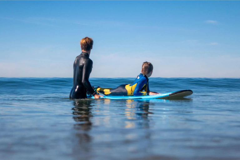 Los Angeles : Leçon privée de surf avec location de matérielManhattan Beach : Leçon privée de surf avec location