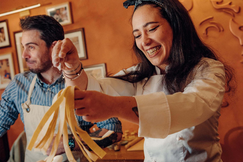 Central London: Pasta-Making Class with Prosecco & Antipasti Greenwich: Pasta-making class with Prosecco & antipasti