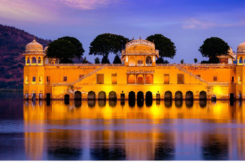 From Bengaluru : 4 Days Golden Triangle Tour With Pickup