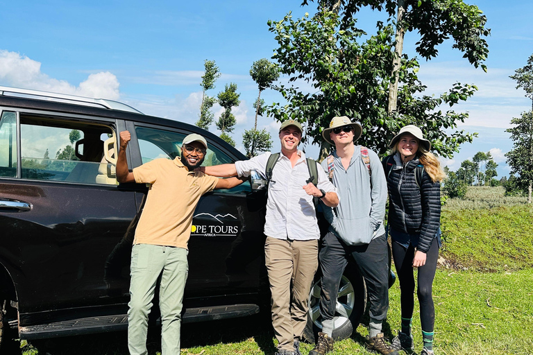 Volcanoes National Park: Dian Fossey Tomb Hike from Kigali