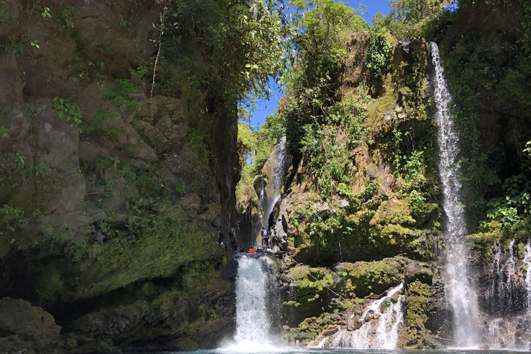 Odkryj i ciesz się kanionem Macho De Monte w Cuesta de Piedra Chiriqui.Odkryj i ciesz się Kanionem Macho De Monte w Cuesta de Piedra Chiriqui.