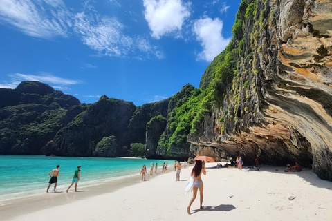 Phuket: Phi Phi Islands Early Bird Speedboat Tour & Buffet