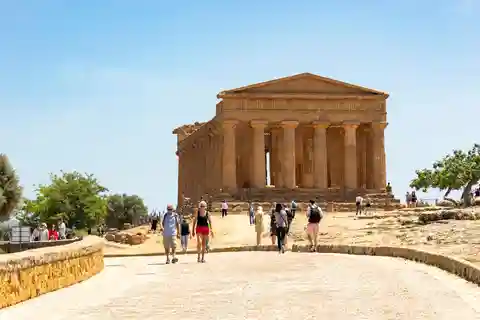 Tour privato della Valle dei Templi di Agrigento e della Kolymbethra