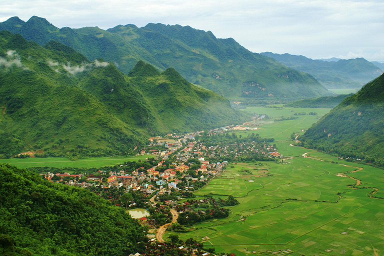 Vanuit Hanoi: Mai Chau - Pu Luong 2 Dagen 1 Nacht