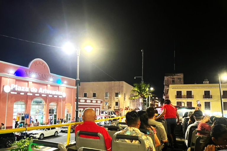 Veracruz: Nighttime Sightseeing Tour by Double-Decker Bus
