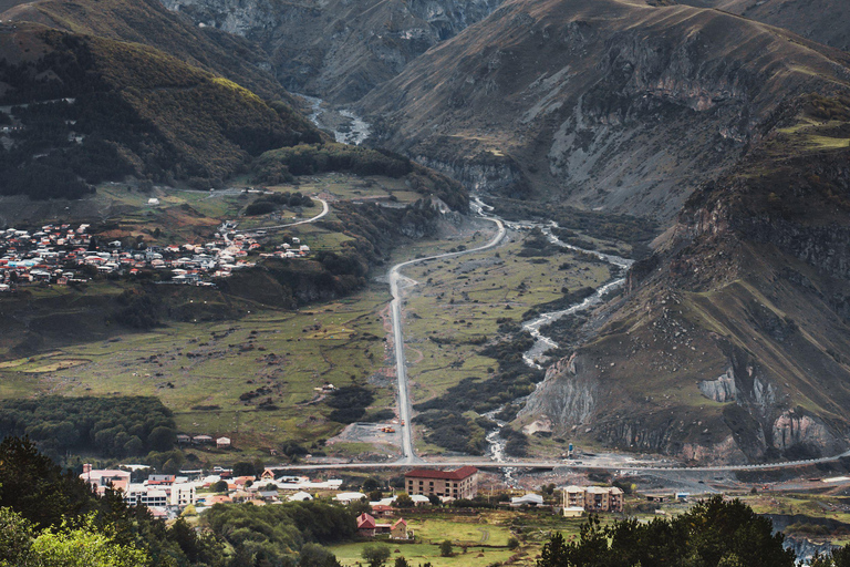 From Tbilisi: 2-Day Kazbegi Tour with Overnight Stay