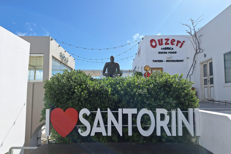 Santorini: From Reel to Real – Private Tour of Hidden Gems Santorin : visite privée en français – joyaux cachés