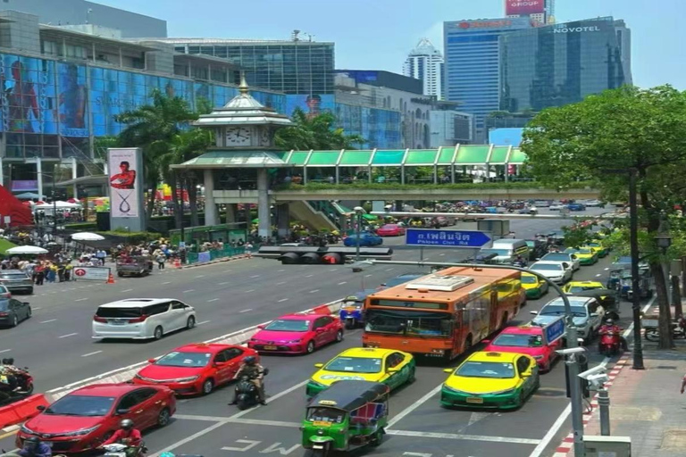 Bangkok: Traslado privado al aeropuerto de SuvarnabhumiServicios del aeropuerto de Bangkok