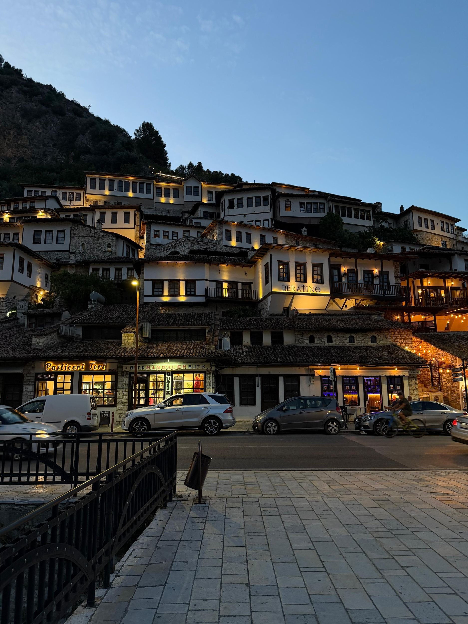UNESCO-Berat am Nachmittag & Tagestour zum Ökopark-See