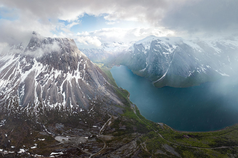 Explora os fiordes noruegueses e a vida selvagem a partir de Abisko.