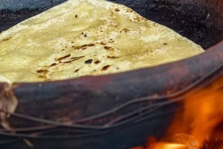 Immersione berbera a Zriba Ollya e degustazione di sapori localiImmersione berbera a Zriba Ollya e assaggio dei sapori locali