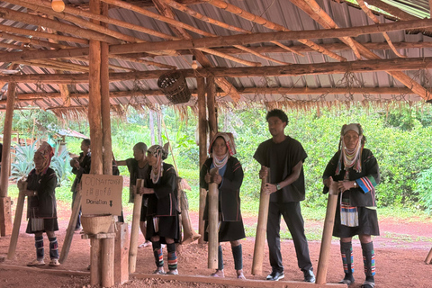 Chiang Rai: Private Half Day Tour – Temples & City Sights