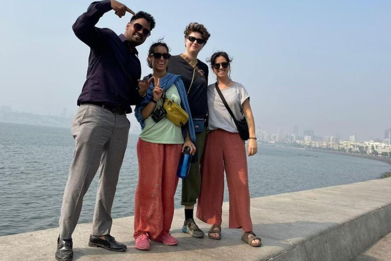 Mumbai Dawn Tour: Markets, Dhobi Ghat & Local Life