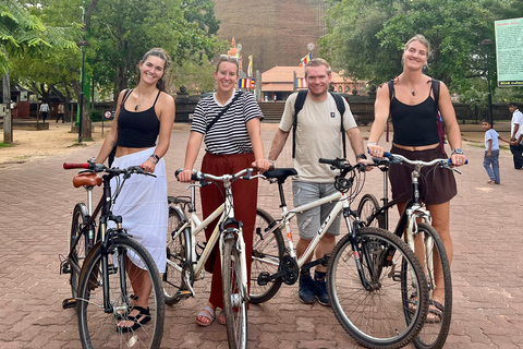 Anuradhapura: Heritage Mountain bike Tour