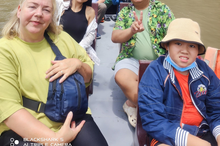 Visite d&#039;une jounée de la forêt de mangroves de Can Gio et de l&#039;île aux singes