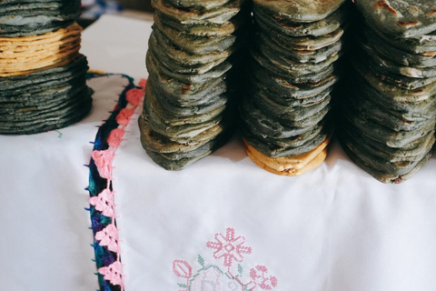 Mexico City: Market Tour and Mexican Cooking Class
