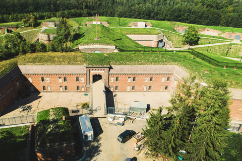 Poznań: Fort VII Museum of Martyrdom Private Guided Tour