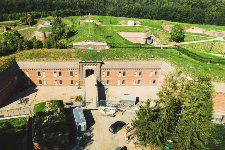 Poznań: Fort VII Museum of Martyrdom Private Guided Tour