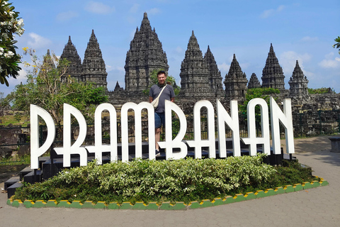 Templo de Prambanan: Espetáculo de Ballet Ramayana com lugar VIP e ...